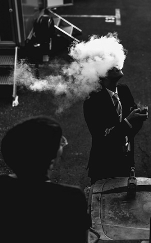 Warning ... here's how vaping can seriously damage your health. Photo by Davide Ragusa on Unsplash