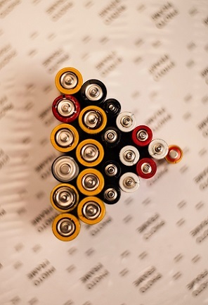 Lithium batteries. Photo by Mohamed Abdelgaffar from Pexels website.
